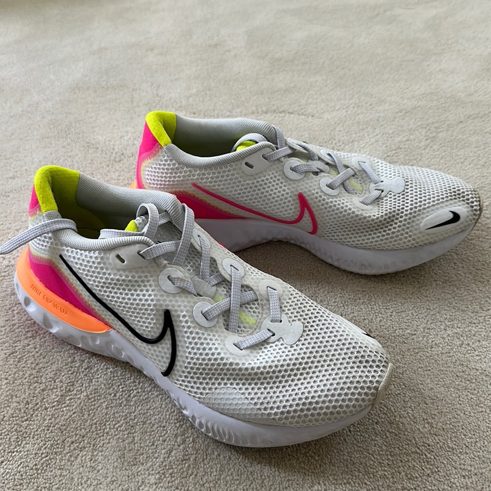 Nike Renew Women’s Running Shoes size 8.5